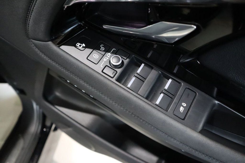 Used Land Rover Range Rover Evoque 2019 for sale - 77276289: Photo 11