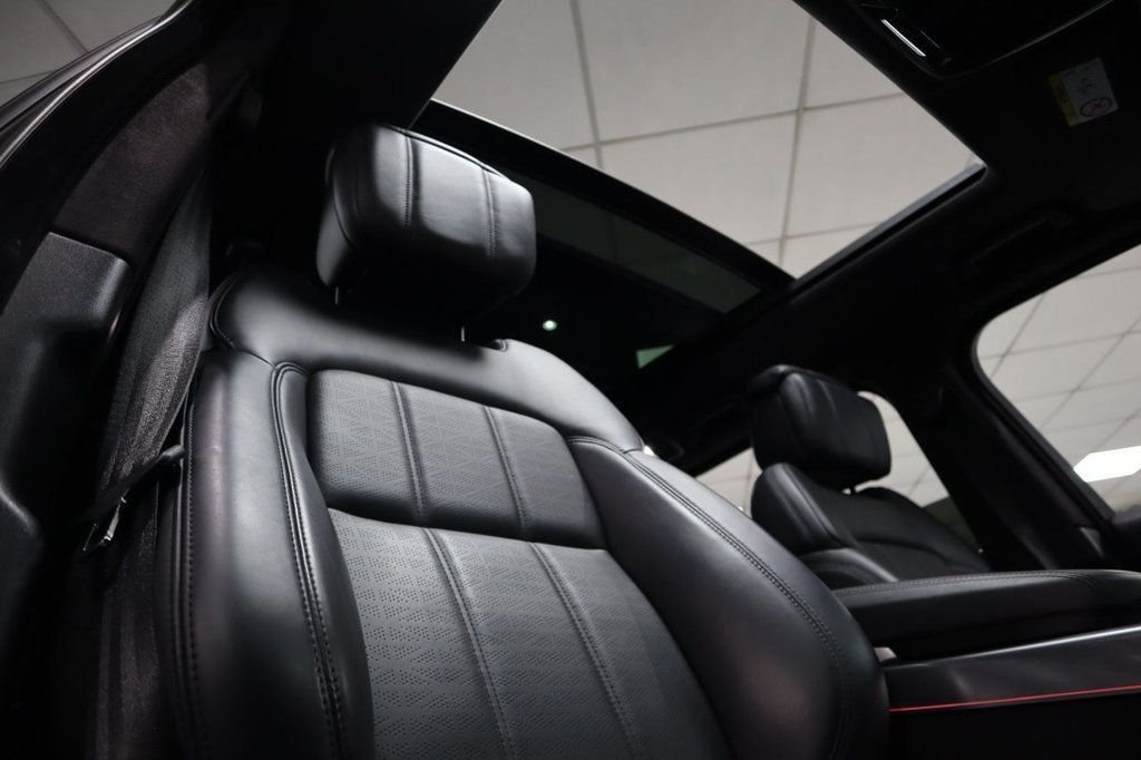 Used Land Rover Range Rover Sport 2019 for sale - 76768749: Photo 4