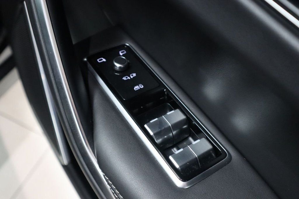 Used Jaguar F-Pace 2022 for sale - 76784150: Photo 13