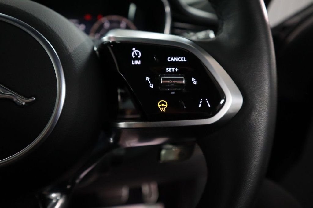 Used Jaguar F-Pace 2022 for sale - 76784150: Photo 16