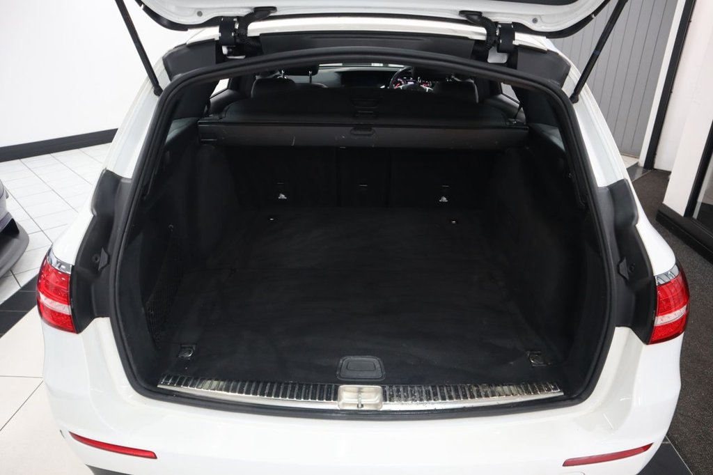 Used Mercedes-Benz E Class 2018 for sale - 77680782: Photo 7