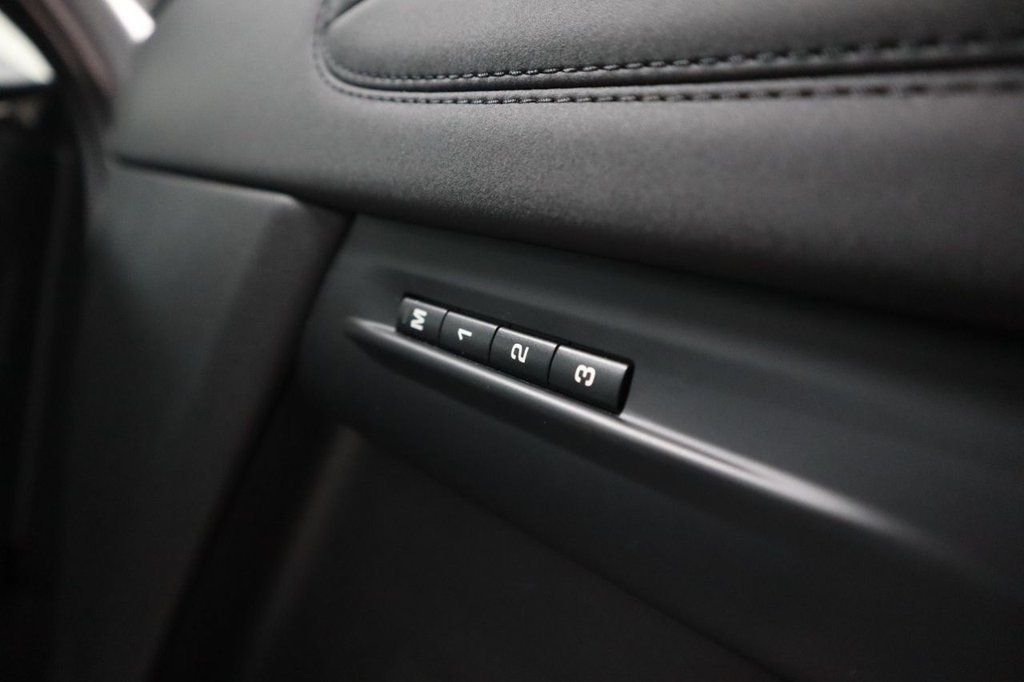 Used Land Rover Range Rover Evoque 2019 for sale - 78068572: Photo 11