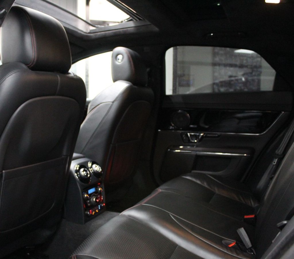 Used Jaguar XJ 2018 for sale - 77200201: Photo 18