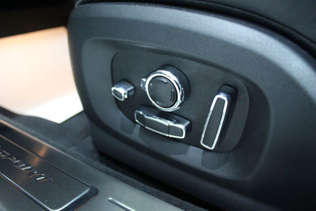 Used Jaguar XJ 2018 for sale - 77200201: Photo 22