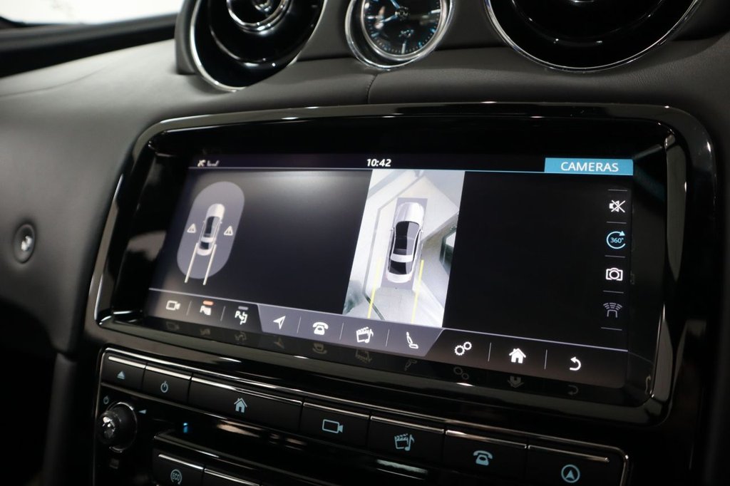 Used Jaguar XJ 2018 for sale - 77200201: Photo 46