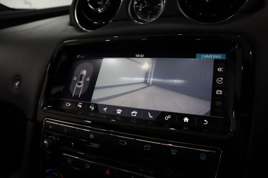 Used Jaguar XJ 2018 for sale - 77200201: Photo 47