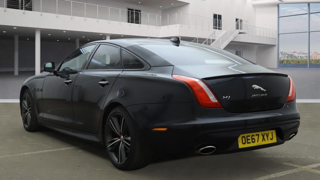 Used Jaguar XJ 2018 for sale - 77200201: Photo 6
