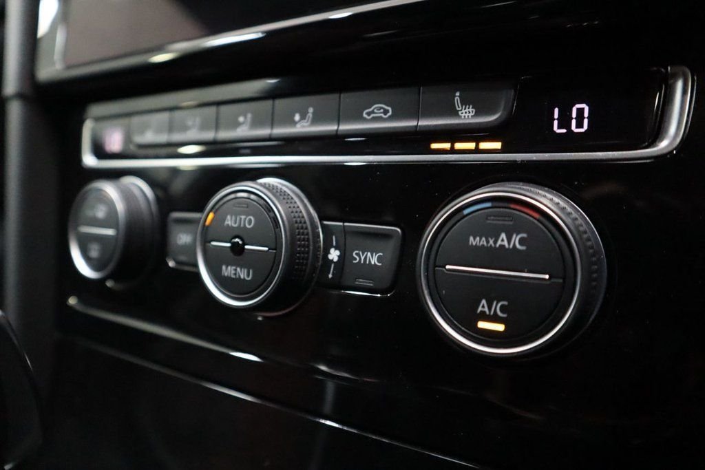 Used Volkswagen Golf 2020 for sale - 77042515: Photo 14