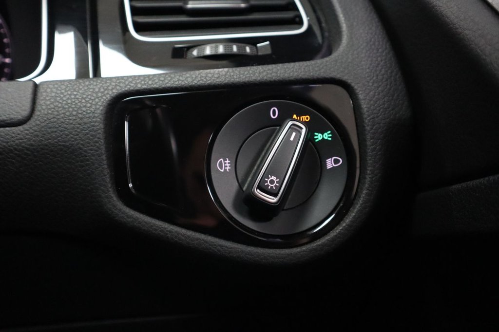 Used Volkswagen Golf 2020 for sale - 77042515: Photo 28