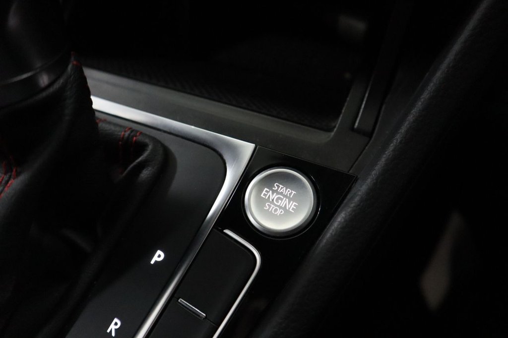 Used Volkswagen Golf 2020 for sale - 77042515: Photo 32