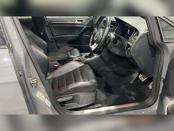 Used Volkswagen Golf 2020 for sale - 77042515: Photo