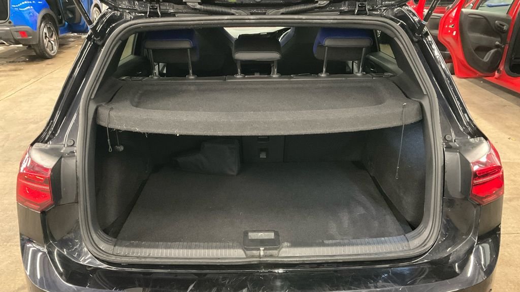 Used Volkswagen Golf 2022 for sale - 77212401: Photo 30