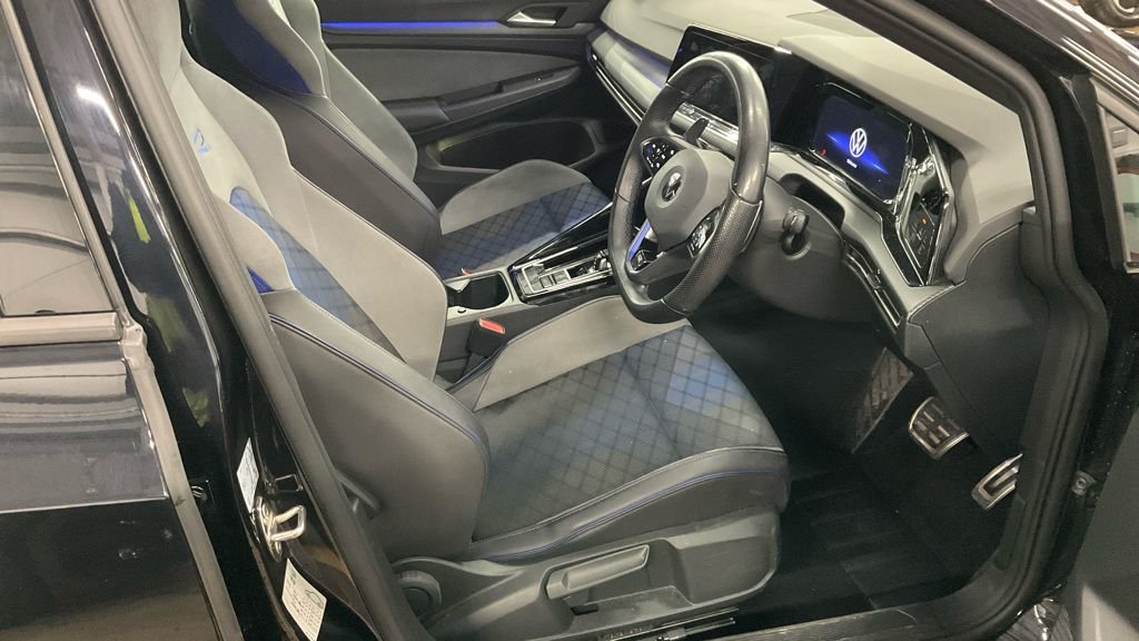 Used Volkswagen Golf 2022 for sale - 77212401: Photo 32