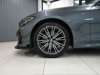 Used BMW 3 Series 2019 for sale - 77919948: Photo