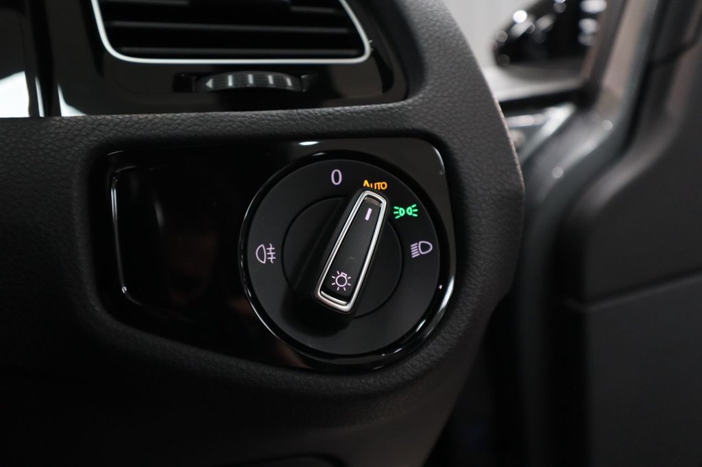 Used Volkswagen Golf 2020 for sale - 77512449: Photo 33