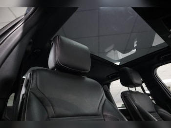 Used Land Rover Discovery 2023 for sale - 78856170: Photo