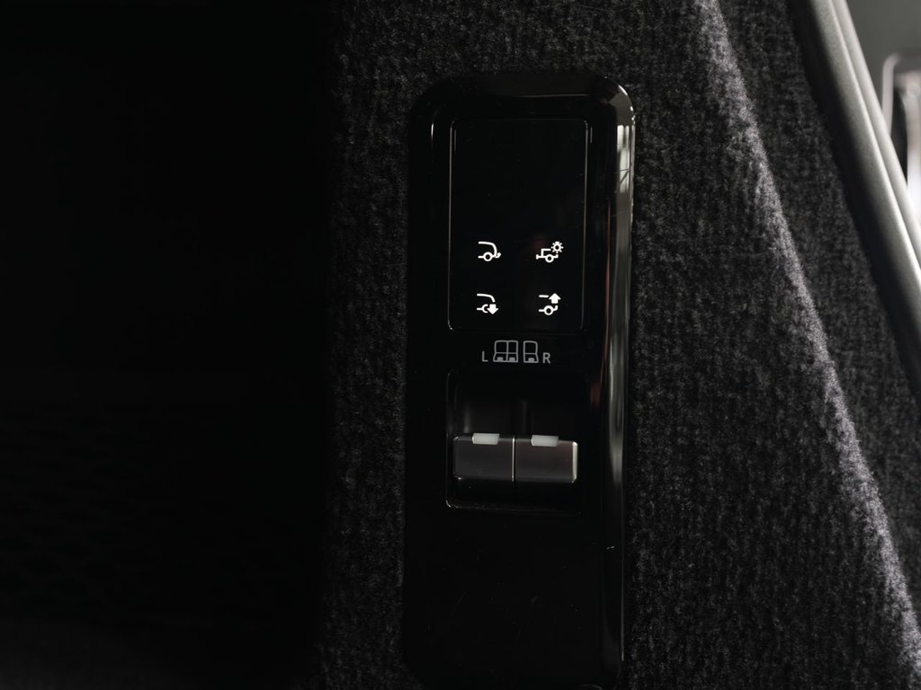 Used Land Rover Range Rover Sport 2023 for sale - 78111160: Photo 11