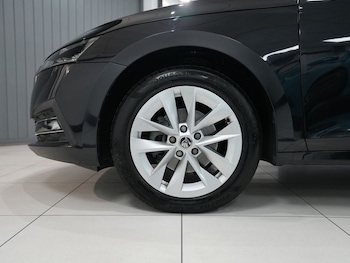 Used Skoda Octavia 2023 for sale - 79114073: Photo