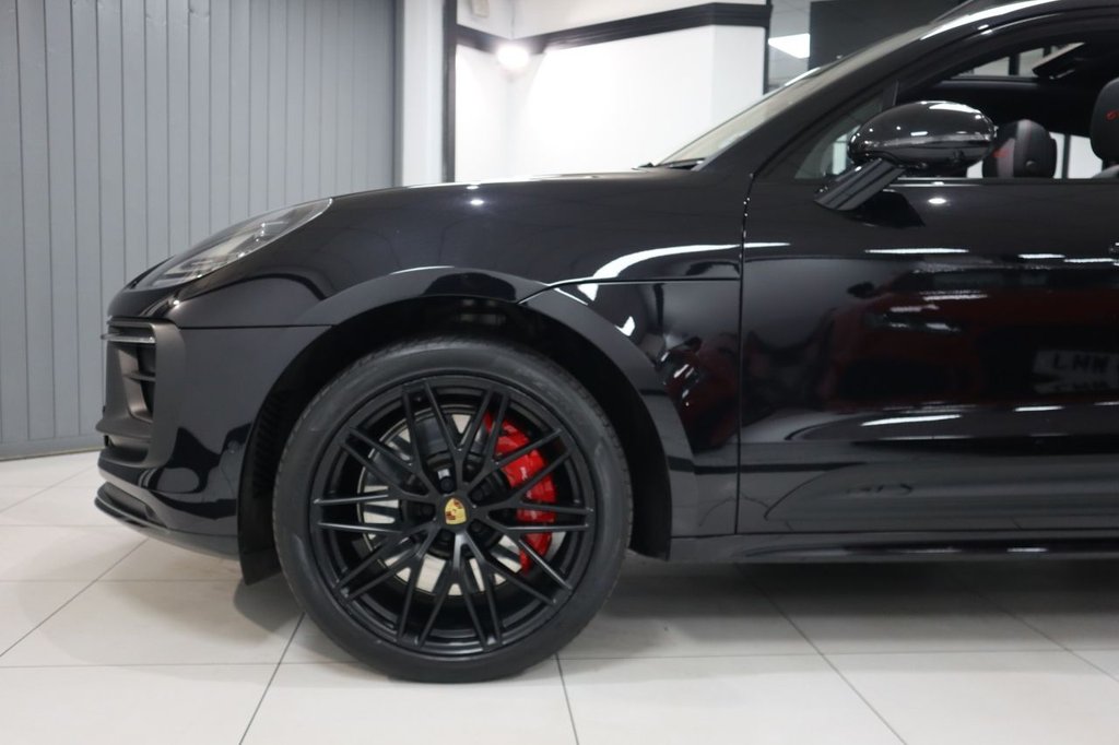 Used Porsche Macan 2021 for sale - 76056985: Photo 13