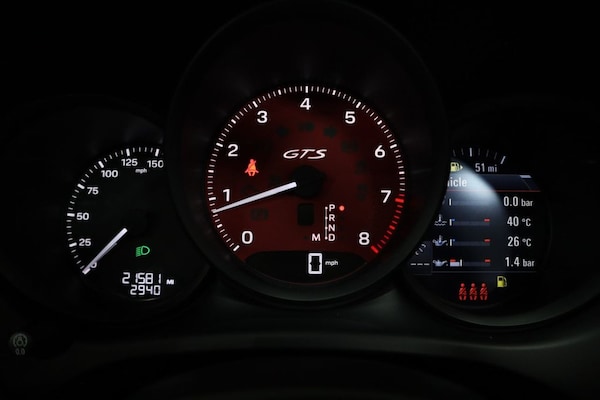 Used Porsche Macan 2021 for sale - 76056985: Photo 26