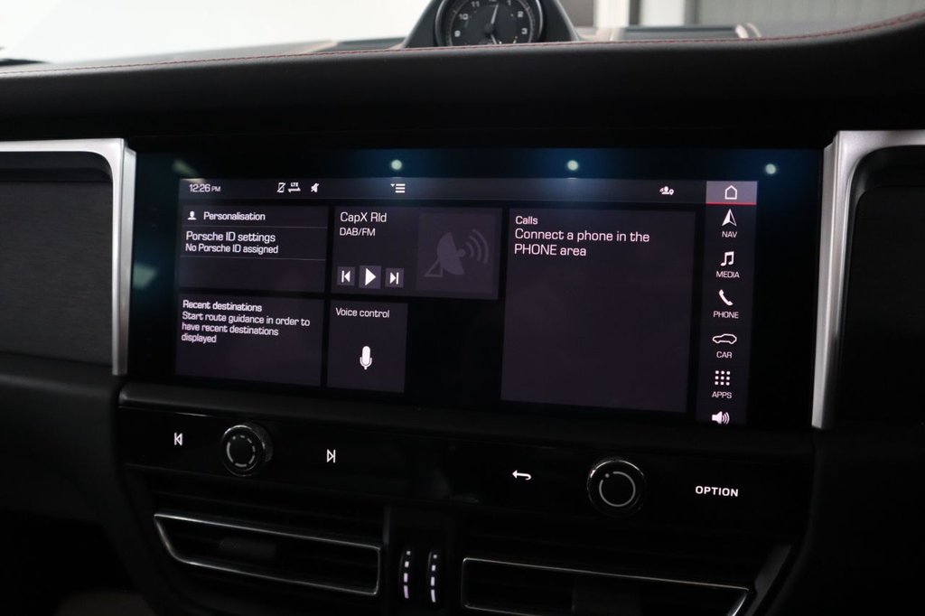 Used Porsche Macan 2021 for sale - 76056985: Photo 33