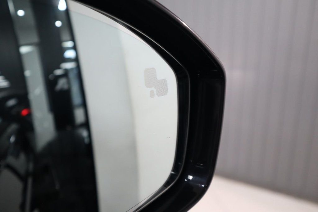 Used Land Rover Range Rover Velar 2021 for sale - 77080303: Photo 12