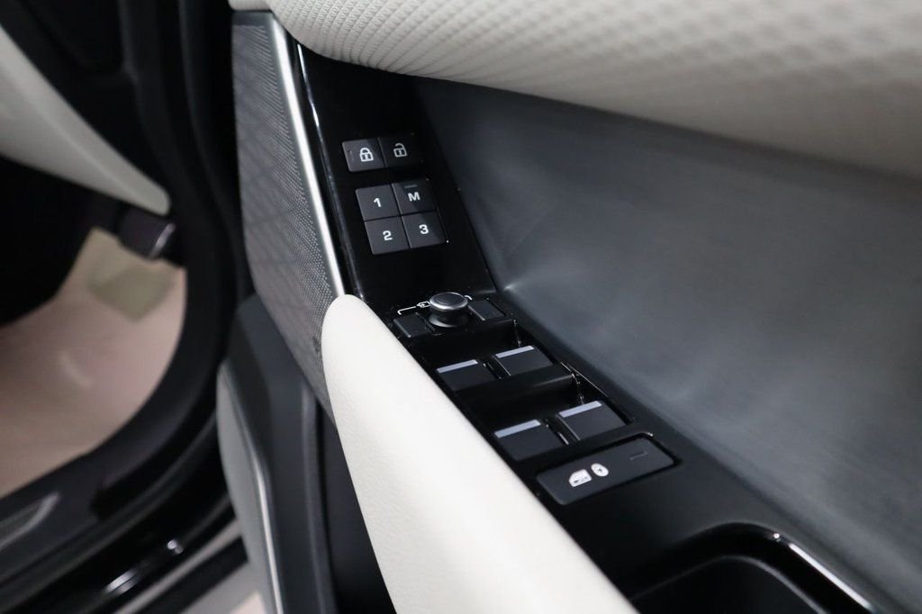 Used Land Rover Range Rover Velar 2021 for sale - 77080303: Photo 13