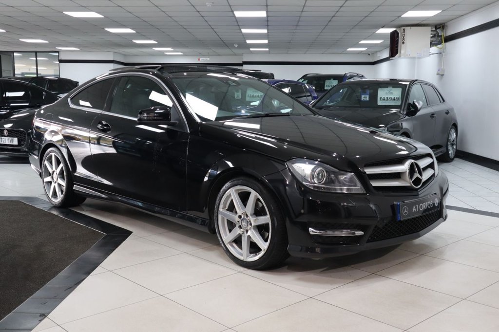 Used Mercedes-Benz C Class 2015 for sale - 76303678: Photo 1
