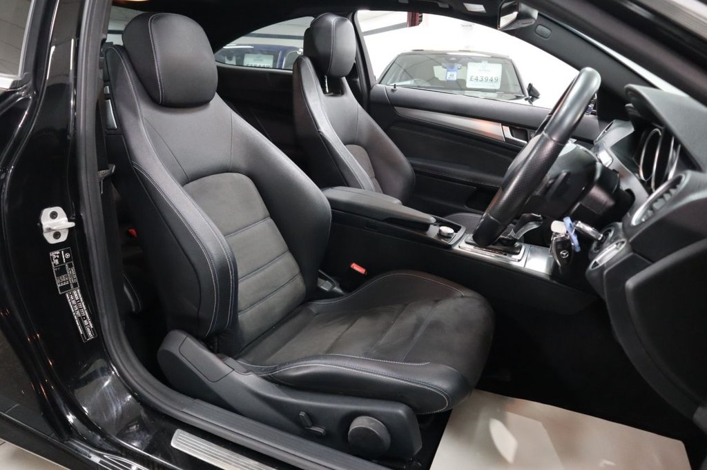 Used Mercedes-Benz C Class 2015 for sale - 76303678: Photo 11