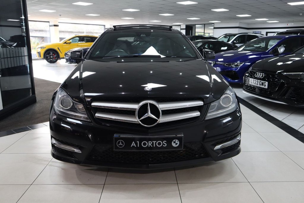 Used Mercedes-Benz C Class 2015 for sale - 76303678: Photo 2