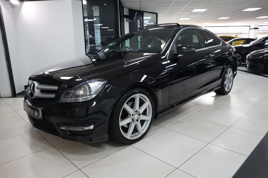 Used Mercedes-Benz C Class 2015 for sale - 76303678: Photo 4