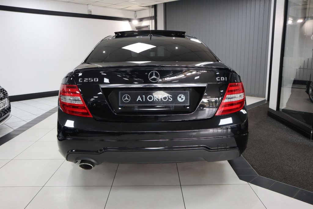 Used Mercedes-Benz C Class 2015 for sale - 76303678: Photo 6