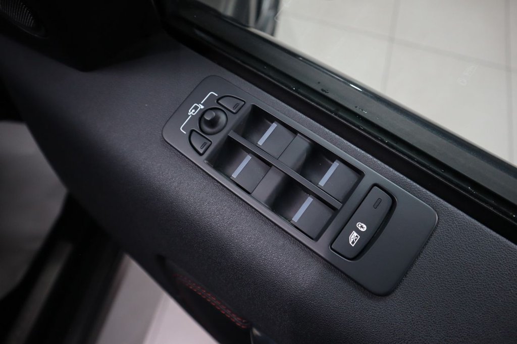 Used Land Rover Discovery Sport 2022 for sale - 76474633: Photo 13