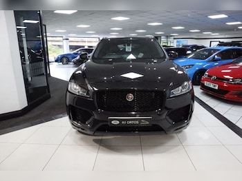 Used Jaguar F-Pace 2020 for sale - 76539668: Photo