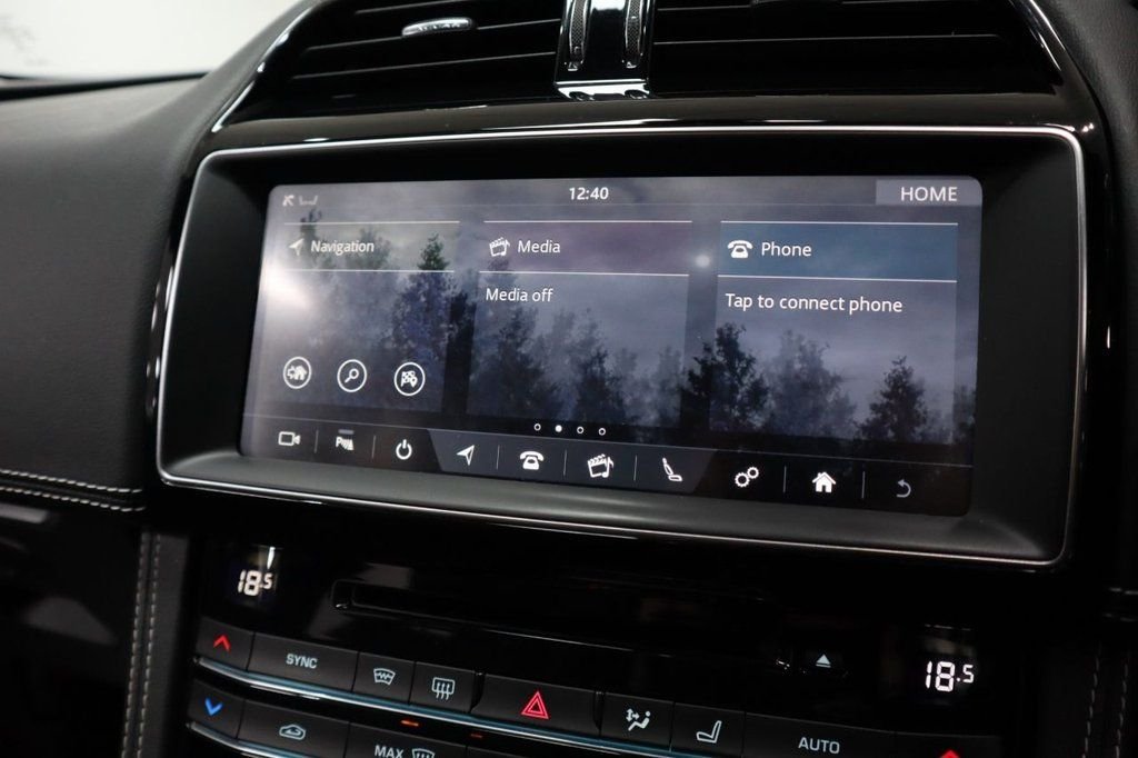 Used Jaguar F-Pace 2020 for sale - 76539668: Photo 31