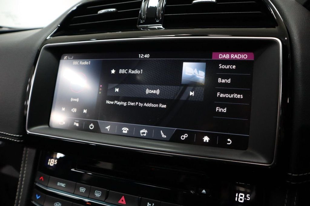 Used Jaguar F-Pace 2020 for sale - 76539668: Photo 34