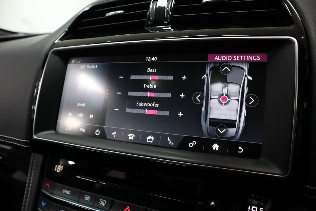 Used Jaguar F-Pace 2020 for sale - 76539668: Photo 35