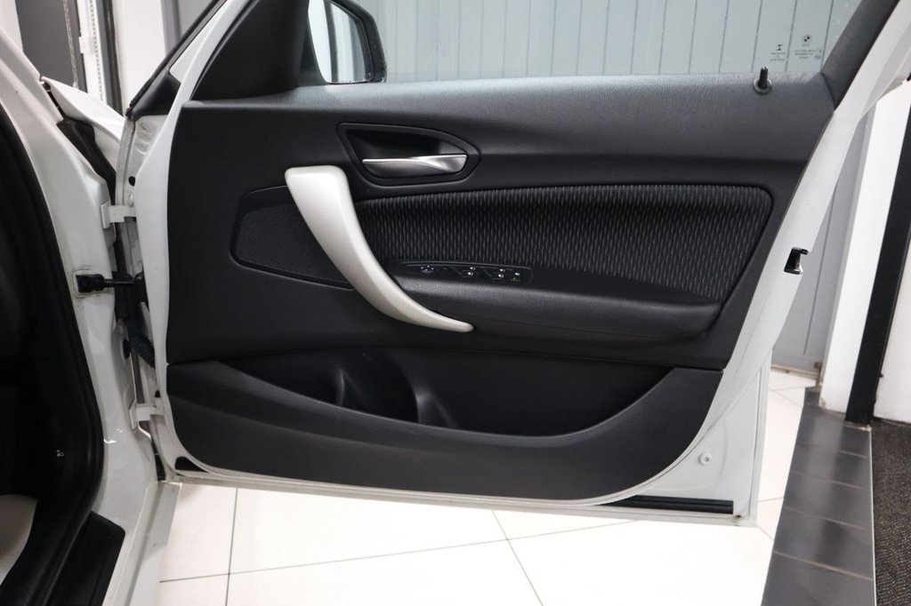 Used BMW 1 Series 2015 for sale - 77042600: Photo 9