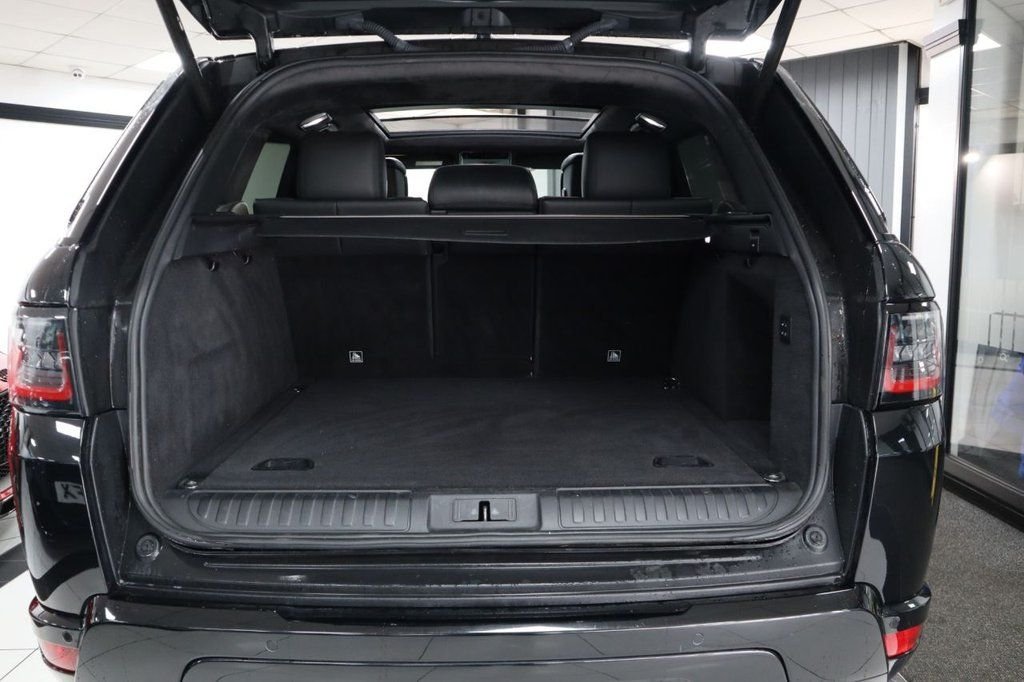 Used Land Rover Range Rover Sport 2018 for sale - 76470393: Photo 11