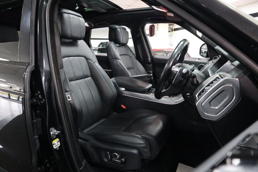 Used Land Rover Range Rover Sport 2018 for sale - 76470393: Photo 18