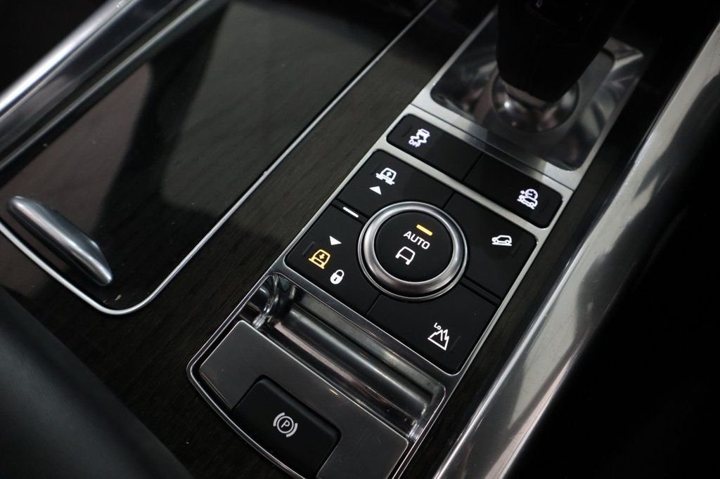 Used Land Rover Range Rover Sport 2018 for sale - 76470393: Photo 28