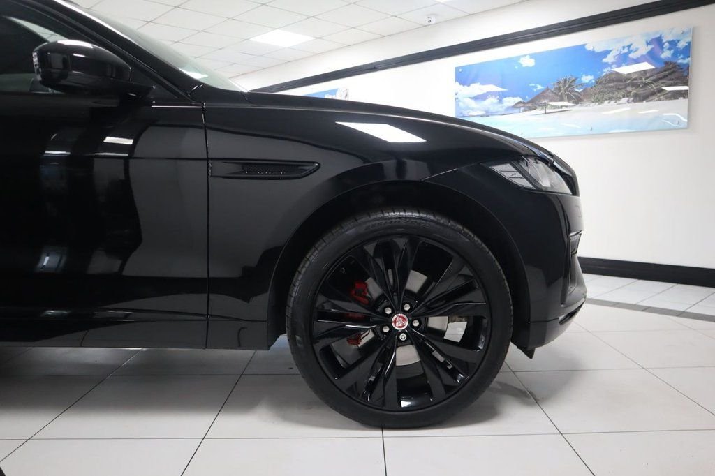 Used Jaguar F-Pace 2017 for sale - 77360098: Photo 11