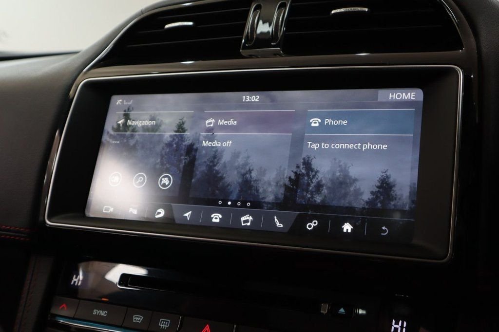 Used Jaguar F-Pace 2017 for sale - 77360098: Photo 22