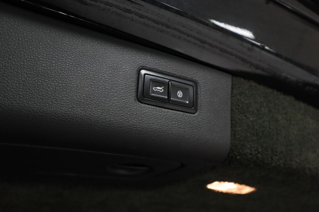 Used Bentley Bentayga 2019 for sale - 77890784: Photo 9