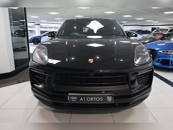Used Porsche Macan 2023 for sale - 79146972: Photo