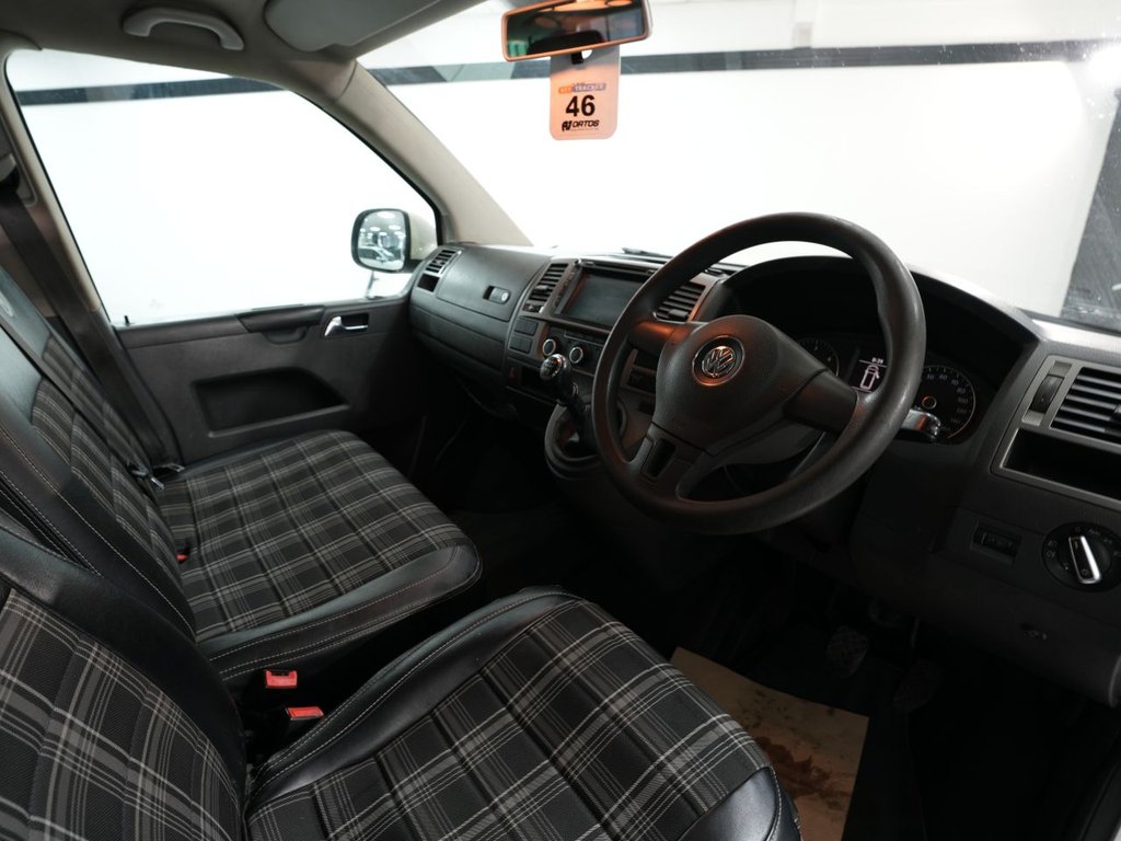 Used Volkswagen Transporter Shuttle 2015 for sale - 77786032: Photo 11