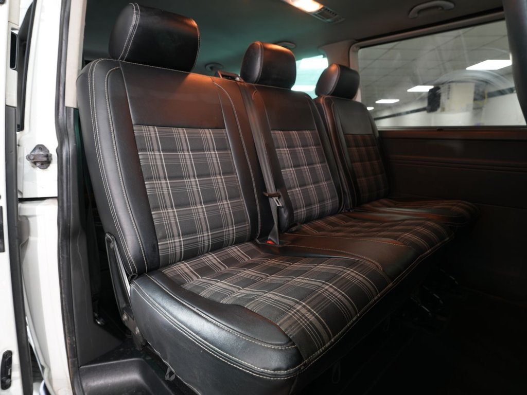 Used Volkswagen Transporter Shuttle 2015 for sale - 77786032: Photo 12