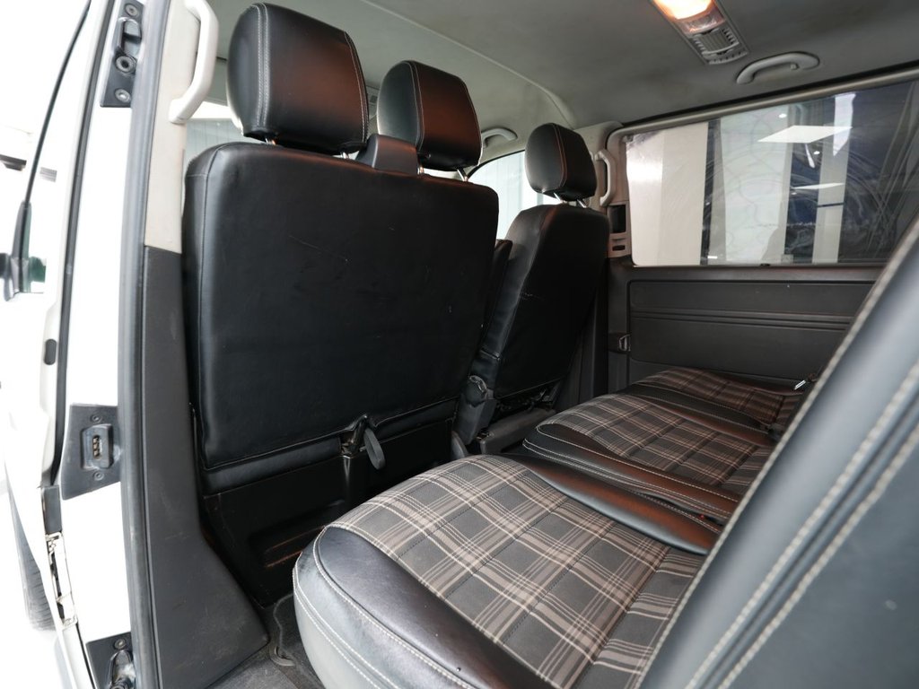 Used Volkswagen Transporter Shuttle 2015 for sale - 77786032: Photo 18