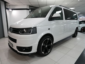 Used Volkswagen Transporter Shuttle 2015 for sale - 77786032: Photo