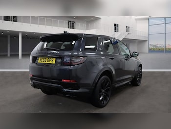 Used Land Rover Discovery Sport 2019 for sale - 77287883: Photo